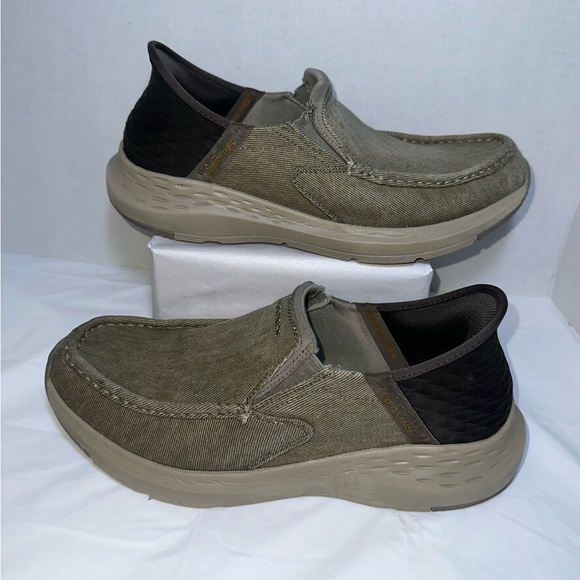 Skechers goga mat Arch Slip-On Men's Casual Slip-On Shoes - Olive and Black - Picture 1 of 8